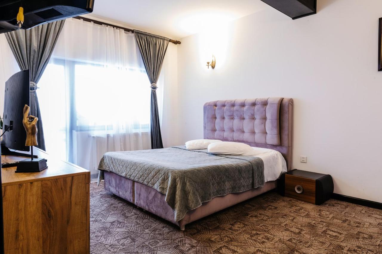 Contele Vladimir Hotel Bran  Buitenkant foto